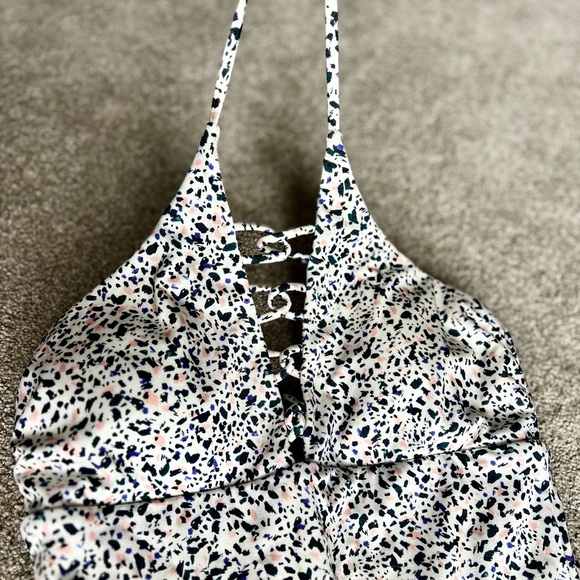 Athleta Swim Aqualuxe Confetti Loop Front One Piece Swimsuit size small - Picture 4 of 6